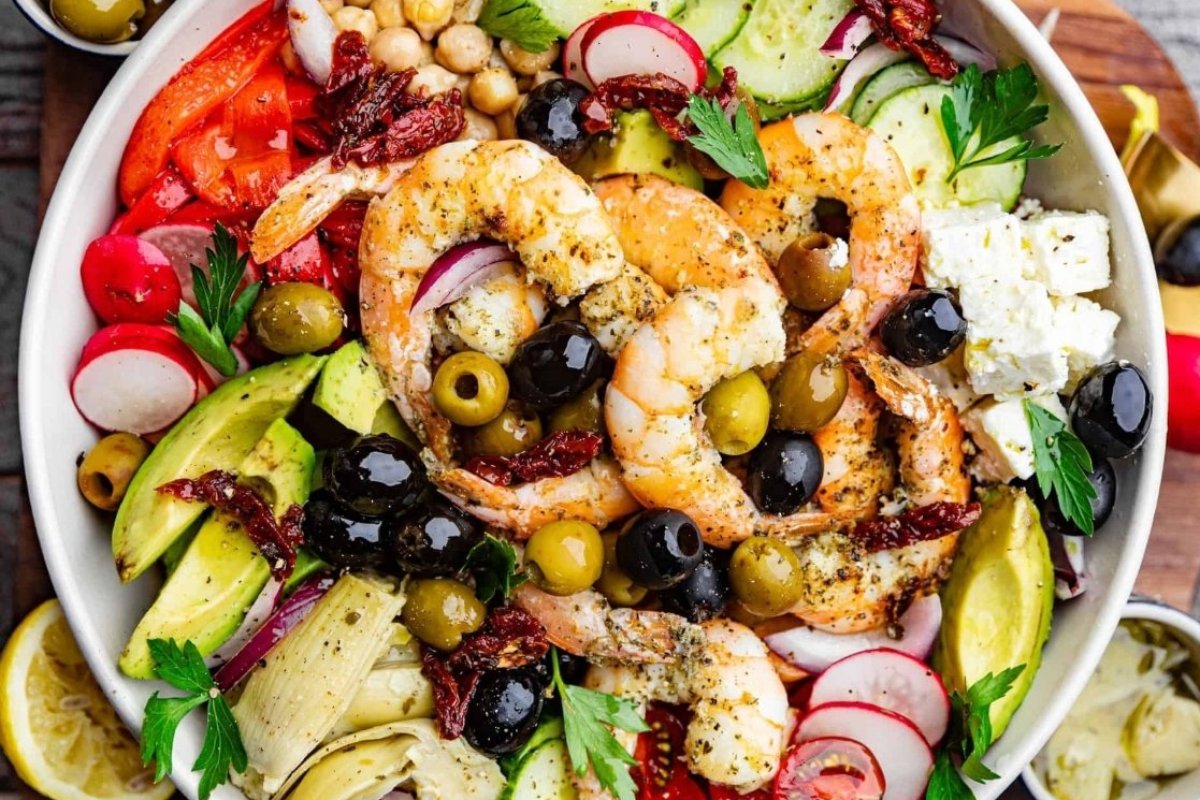 Mediterranean Shrimp Salad