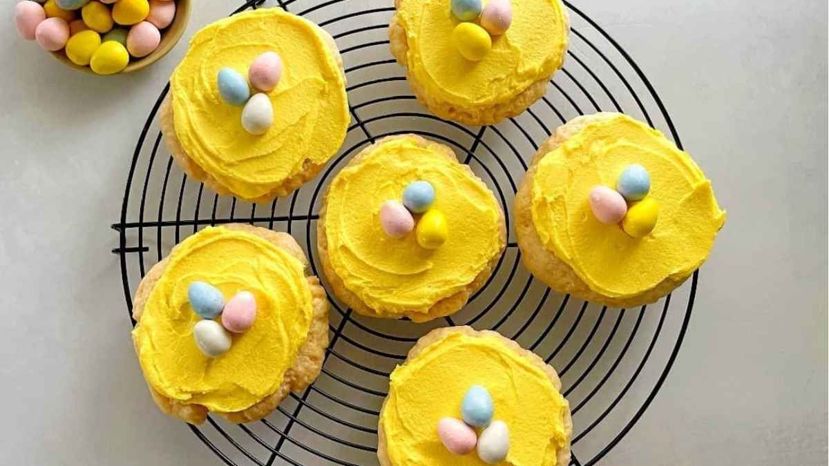 Mini Egg Cookies. 