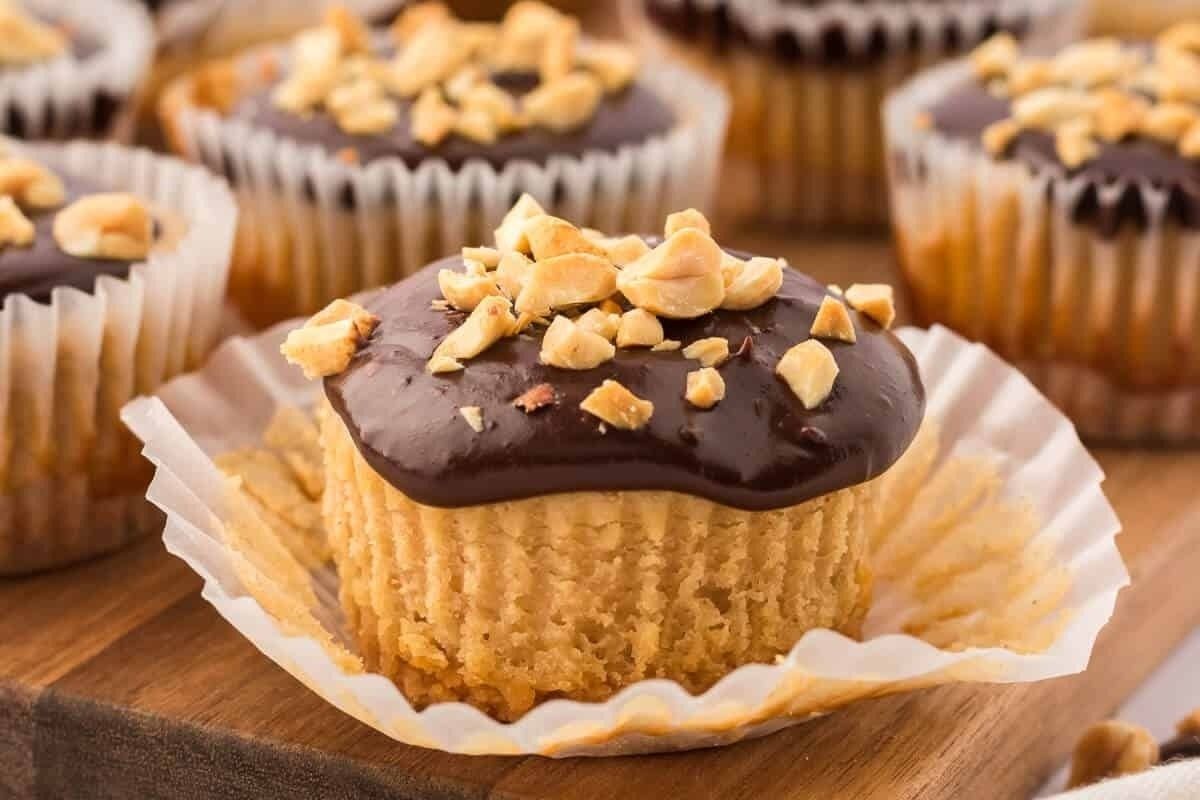 Mini Peanut Butter Cheesecakes