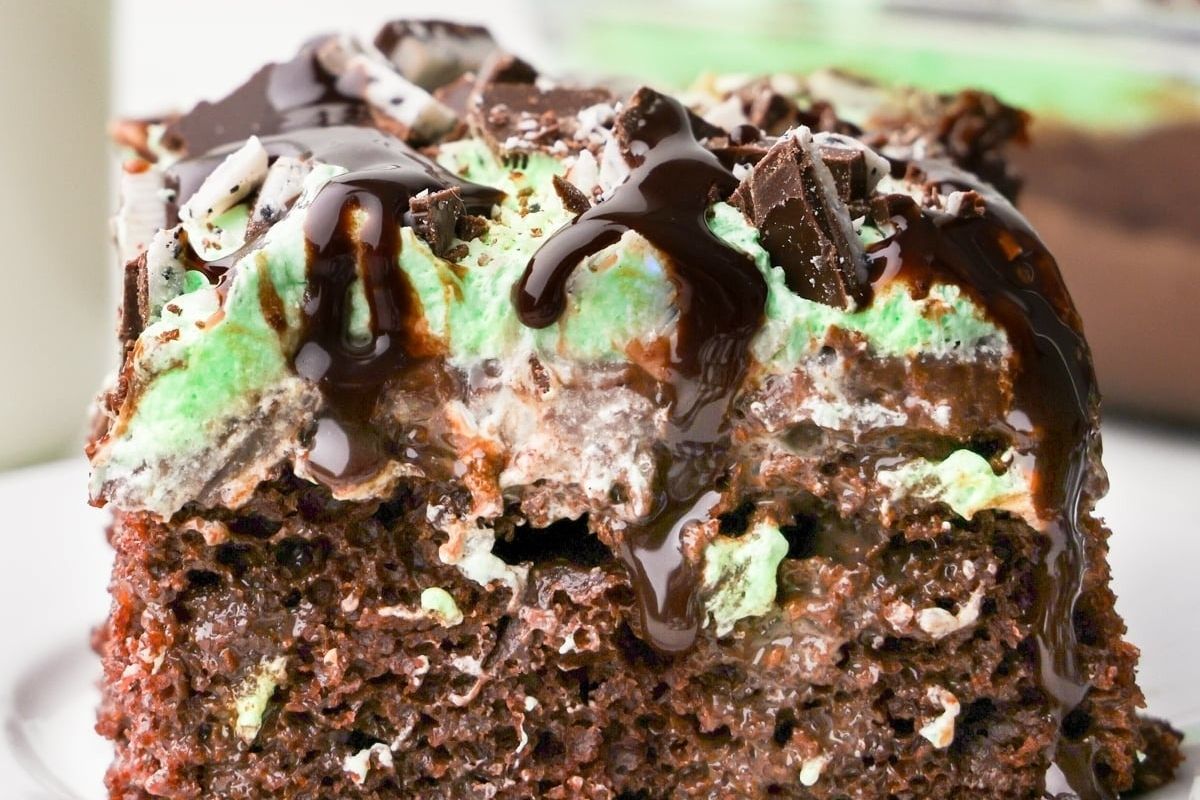 Mint Chocolate Poke Cake