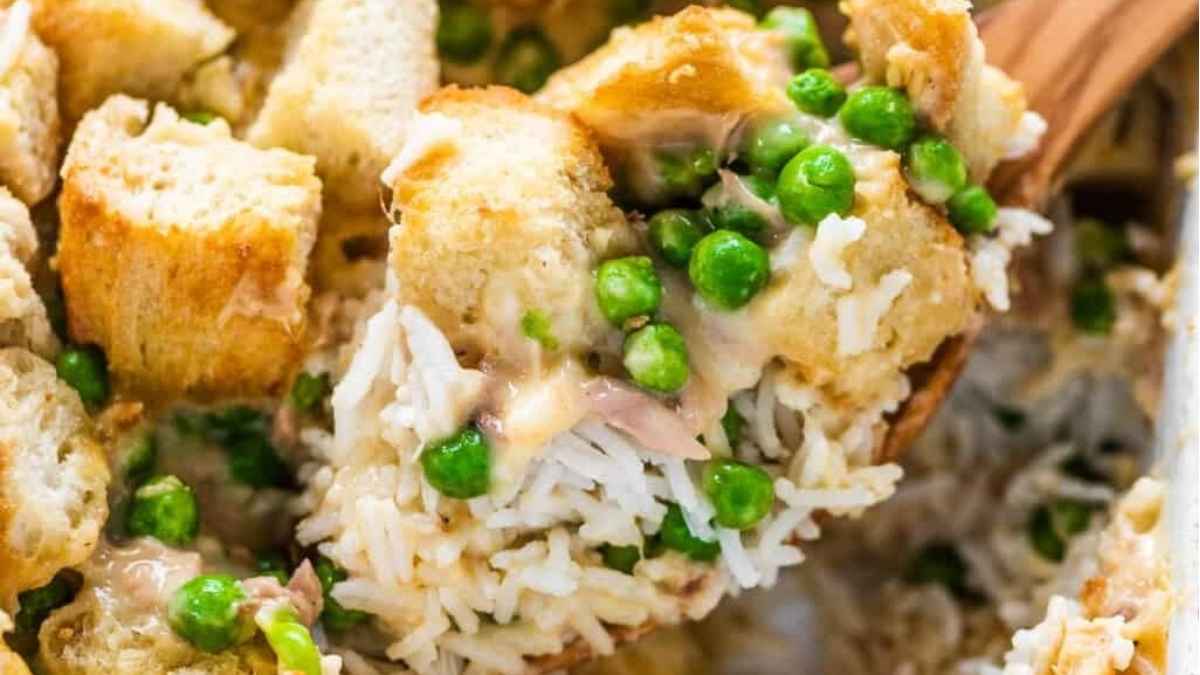 Mom'S Tuna Rice Casserole (Easy To Make!).