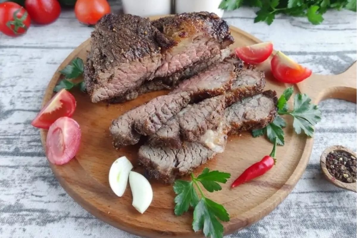 Perfectly Tender And Juicy Air Fryer Ribeye Steak