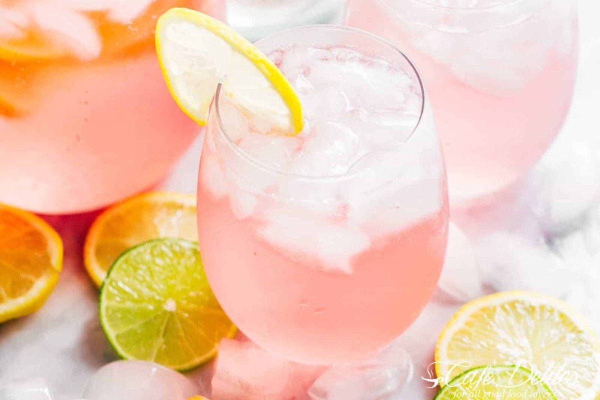 Pink Vodka Lemonade Cocktail