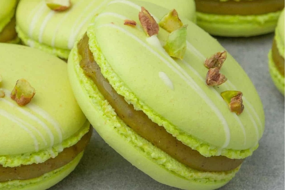Pistachio Macarons With Pistachio Ganache Filling