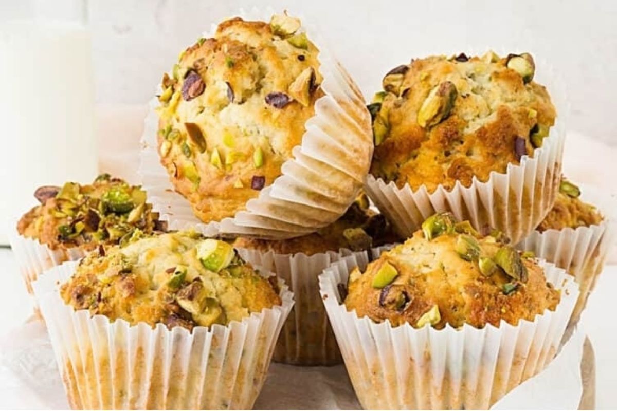 Pistachio Muffins