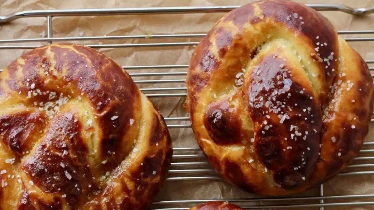 Pizza Dough Pretzels. 