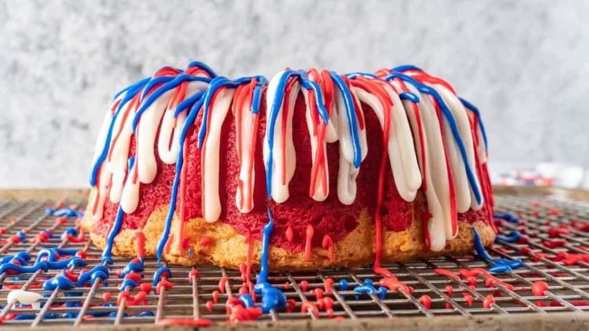 Red White and Blue Cake. 