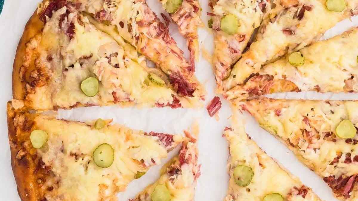 Reuben Pizza.