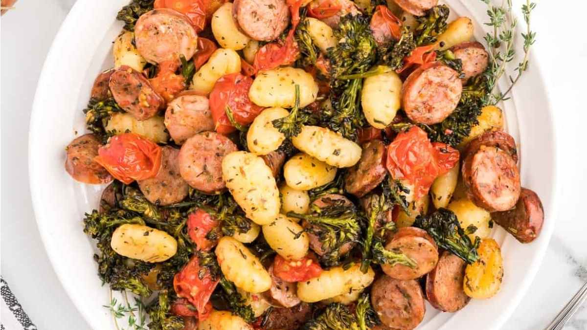 Roasted Gnocchi With Veggies And Sausage.