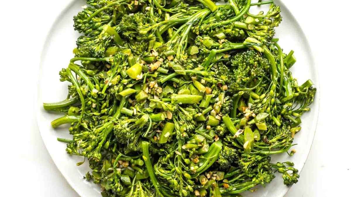Sauteed Broccolini And Garlic.