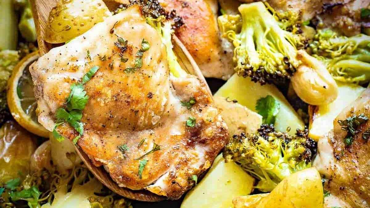 Sheet Pan Chicken Thighs Dinner.
