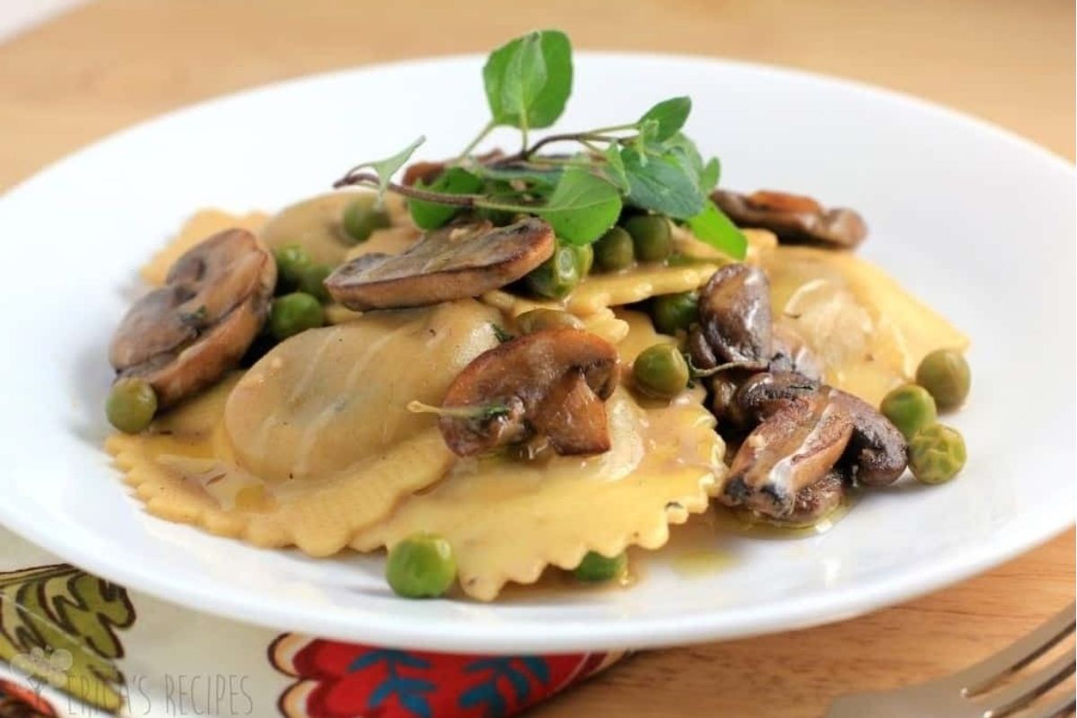 Simple Ravioli Marsala With Mushrooms And Peas