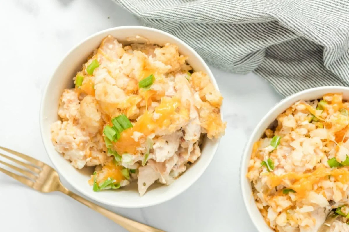 Slow Cooker Chicken Bacon Ranch Tater Tot Casserole. 