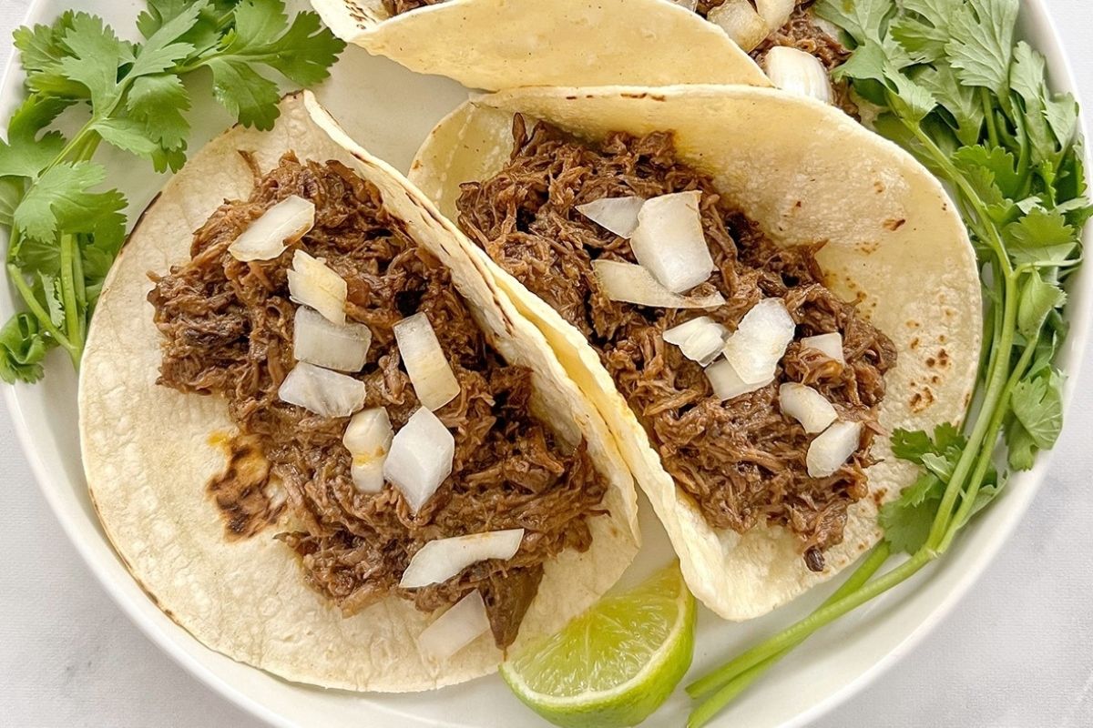 Slow Cooker Barbacoa Street Tacos