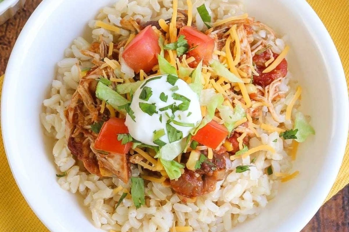 Slow Cooker Chicken Burrito Bowl