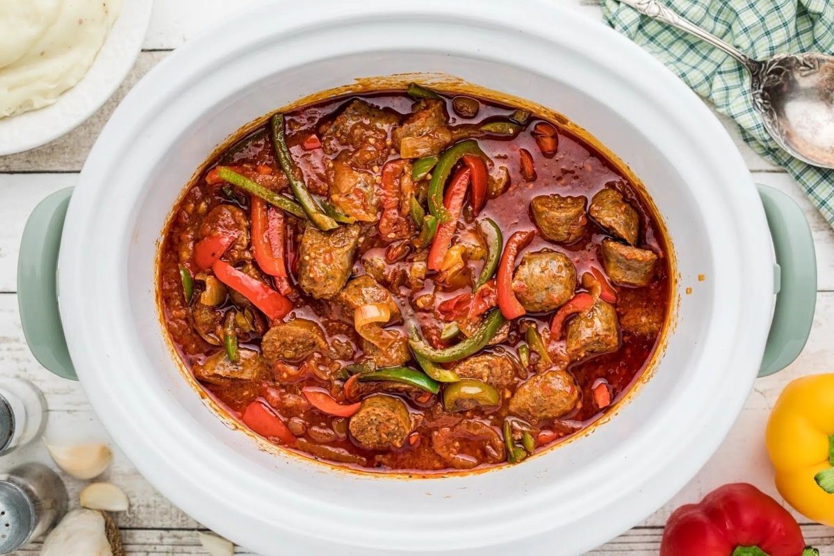 Slow Cooker Sausage And Peppers