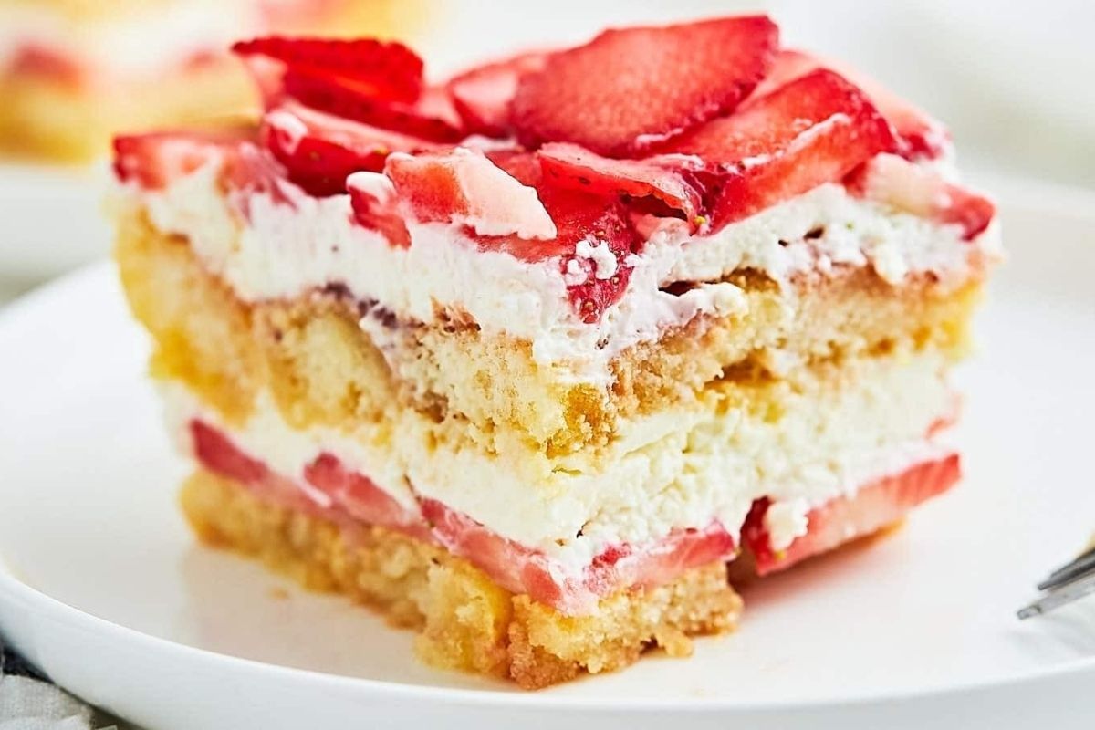 Strawberry Tiramisu