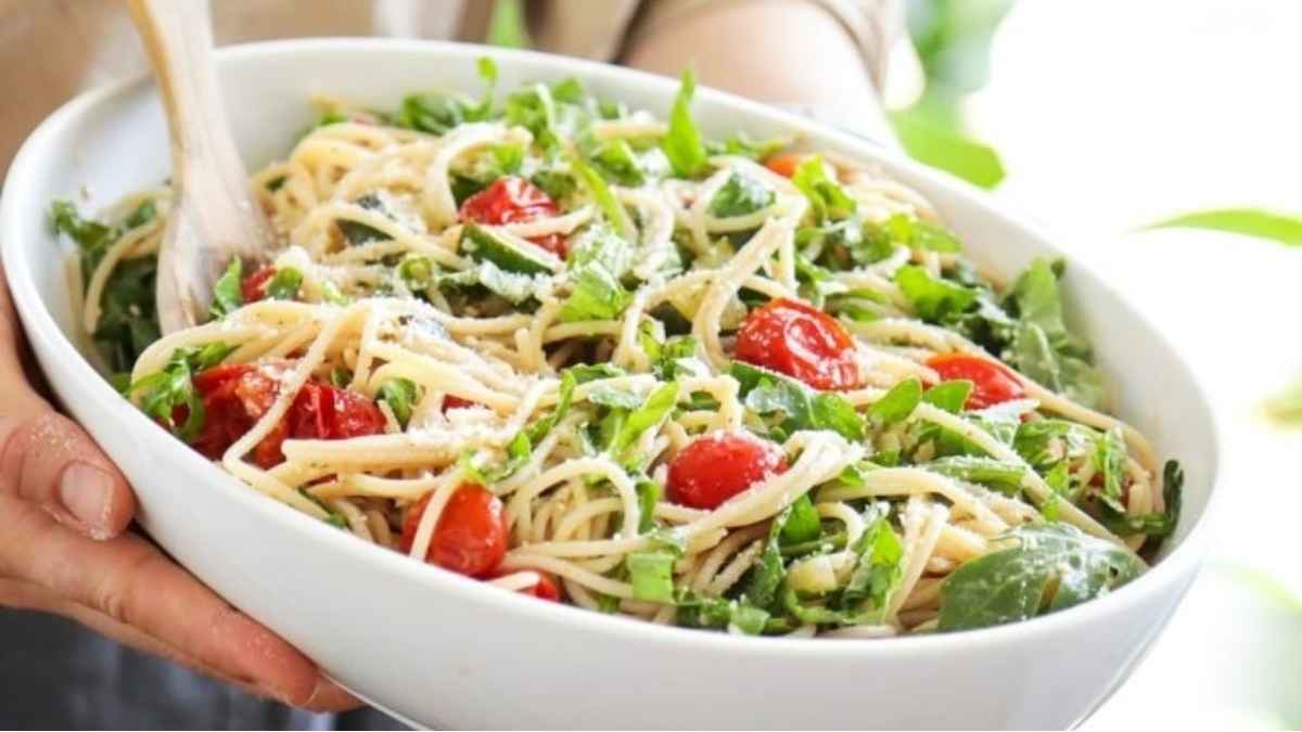 Summer Pasta With Burst Tomatoes, Zucchini, And Arugula.