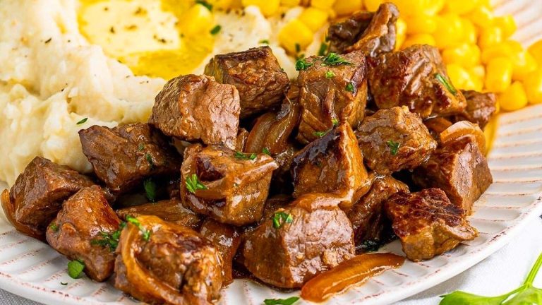 The BEST Slow Cooker Steak Bites (Easy Recipe!).