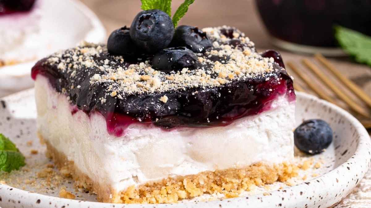 Vegan Blueberry Dessert. 