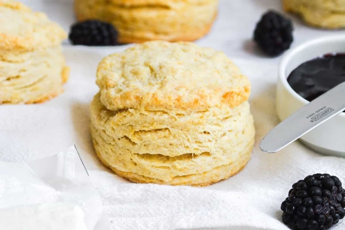 Vegan Buttermilk Biscuits