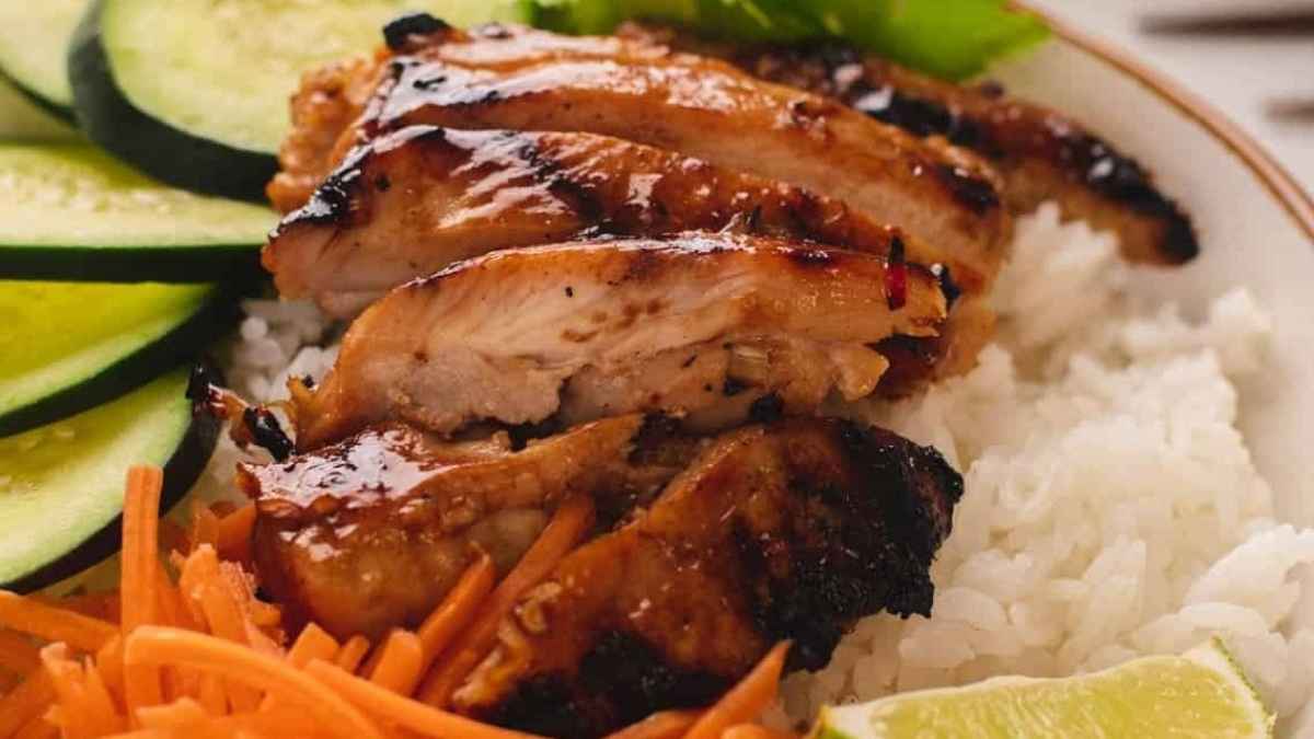 Vietnamese Lemongrass Chicken Thighs Recipe.