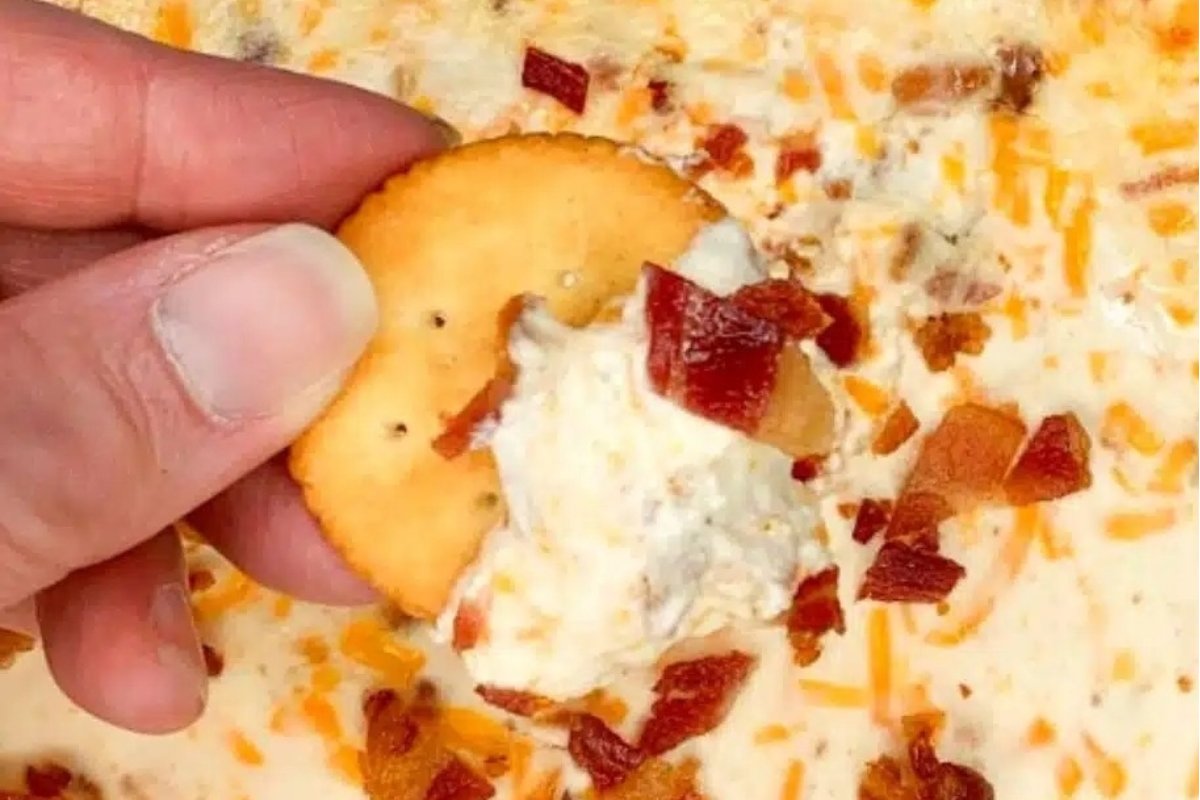 Warm Bacon Cheese Dip