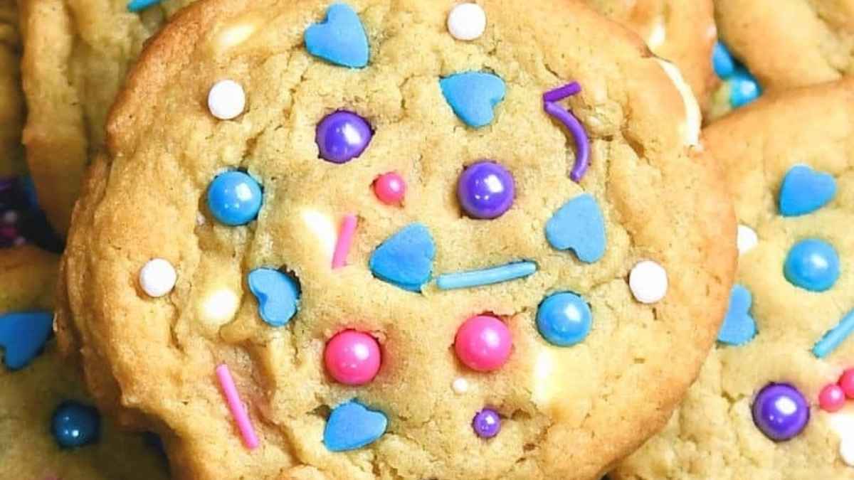 White Chocolate Chip Pudding Cookies