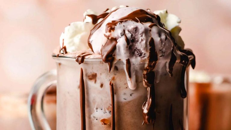 Hot Chocolate Floats.