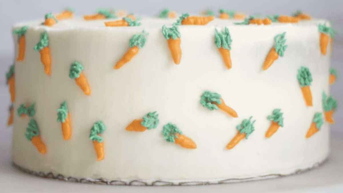 Moist And Easy Carrot Cake Recipe With Oil.
