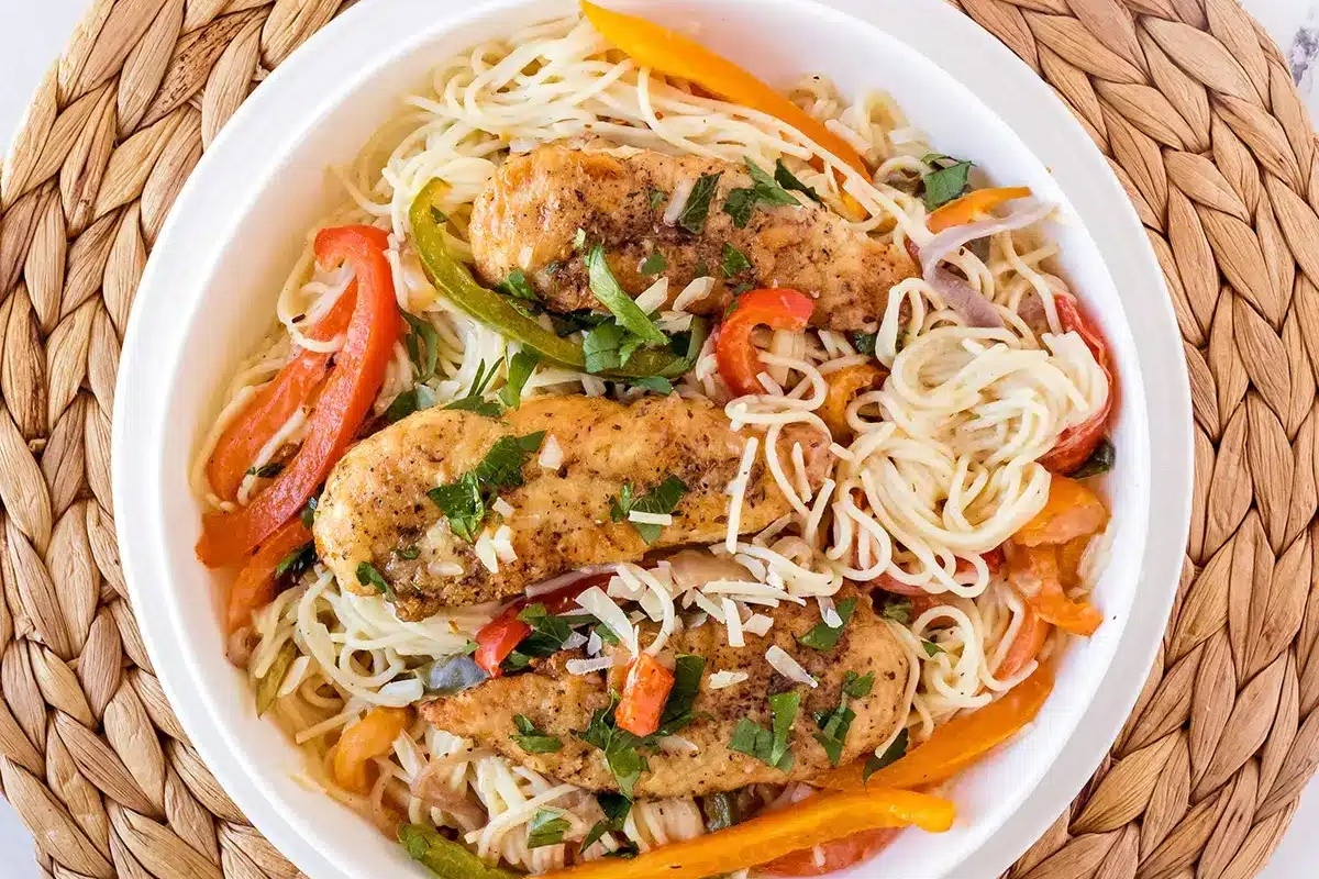 Olive Garden Chicken Scampi (Copycat Recipe).
