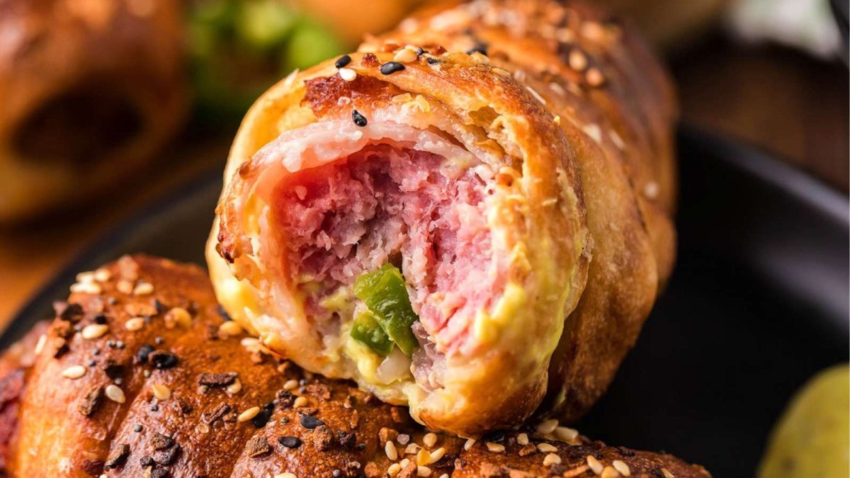 xoxoBella Air Fryer Bacon Jalapeno Cheese Pigs In A Blanket
