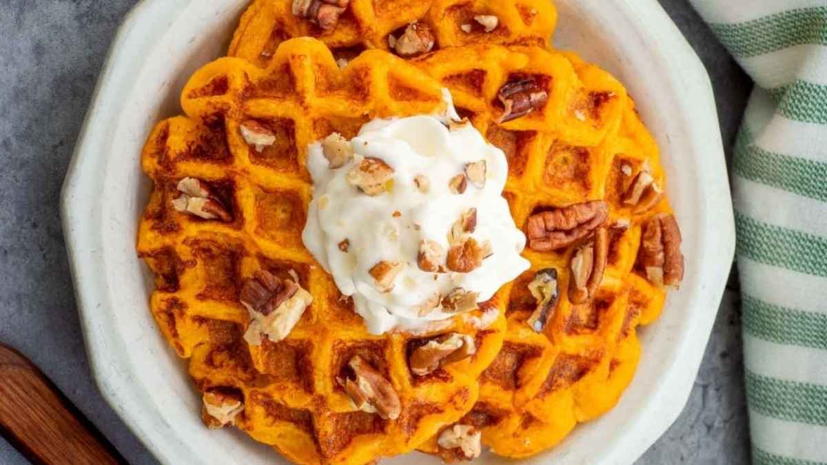 3-Ingredient Pumpkin Waffles (With Pancake Mix!).