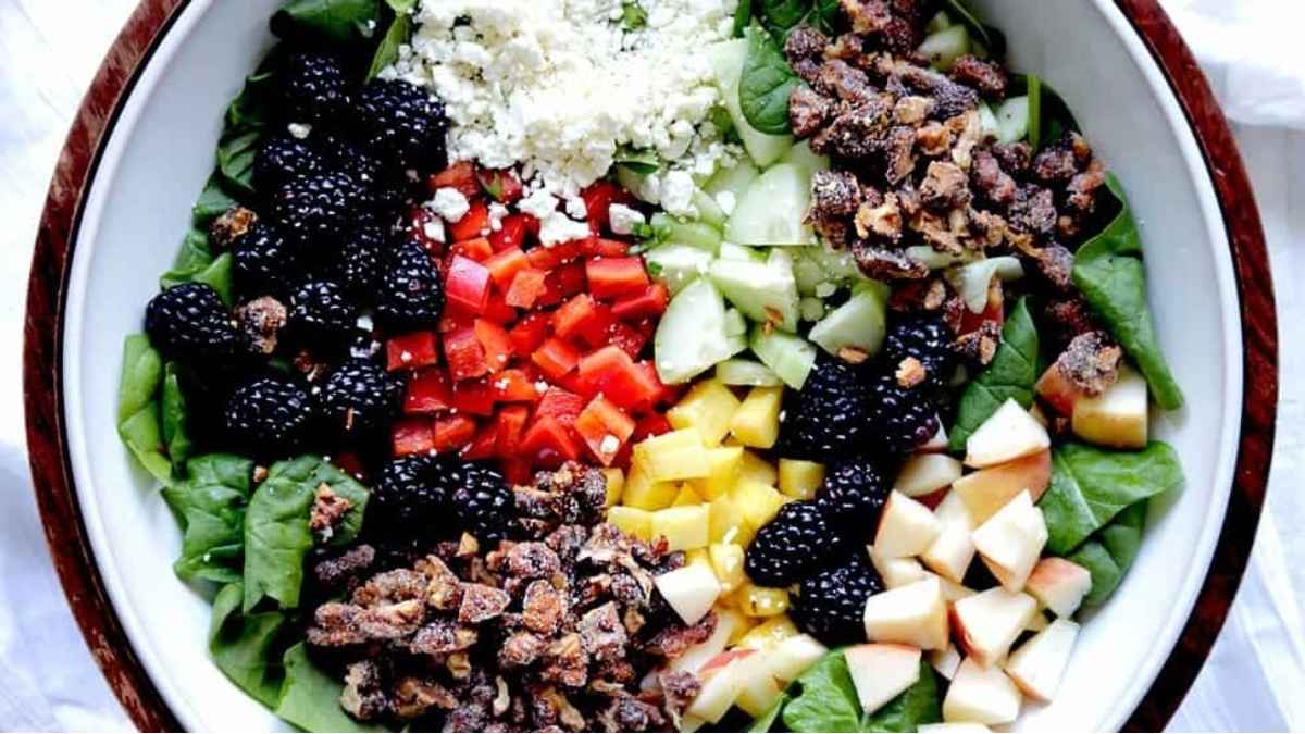 Apple Walnut Salad With Easy Blackberry Balsamic Vinaigrette. 