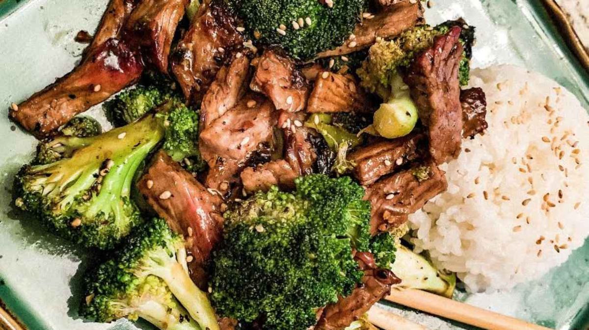 Beef And Broccoli Stir Fry. 