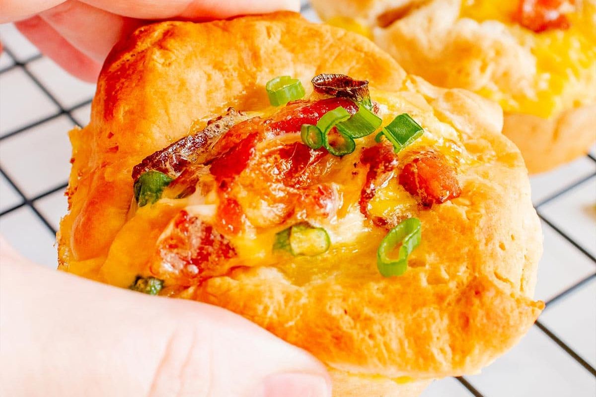Biscuit Egg Cups With Bacon And Cheese