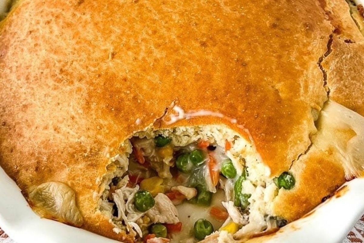 Bisquick Chicken Pot Pie Casserole
