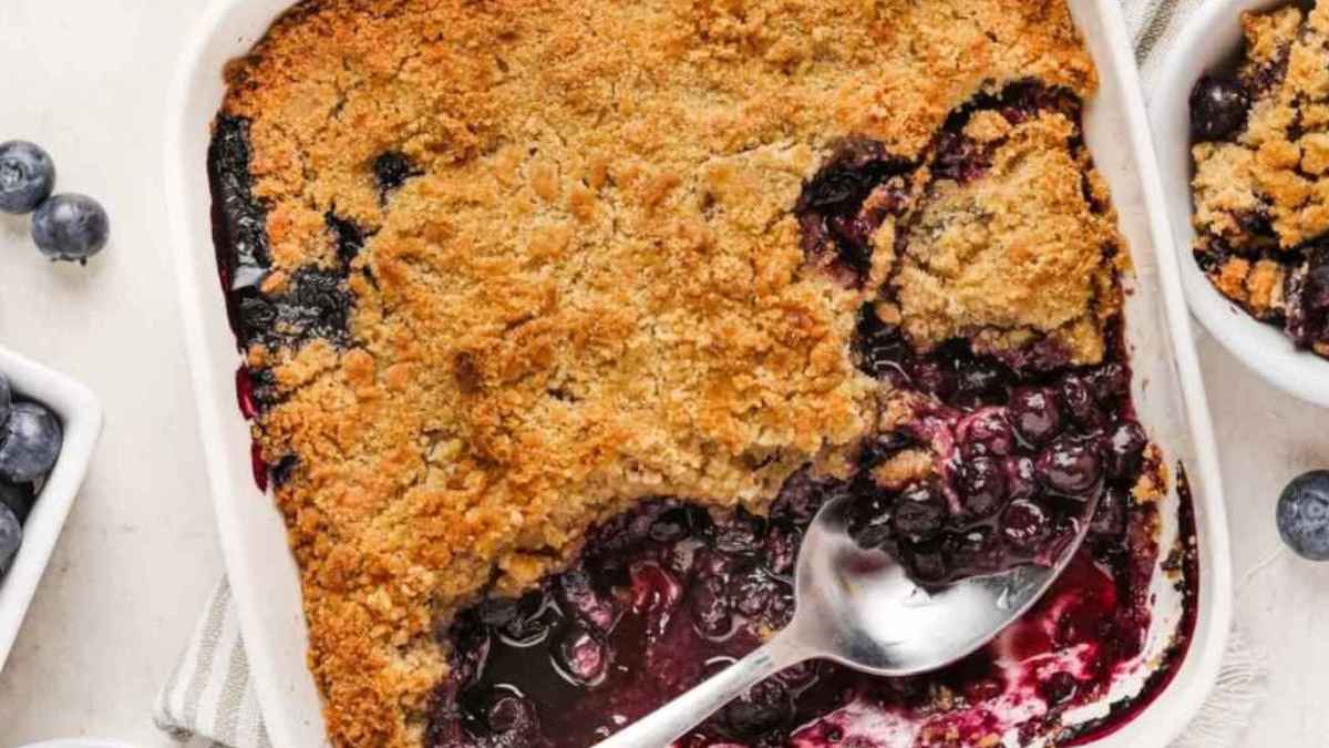 Blueberry Crumble.
