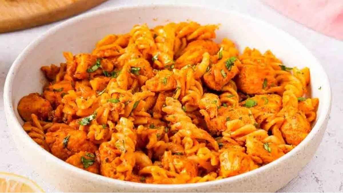 Butter Chicken Pasta. 