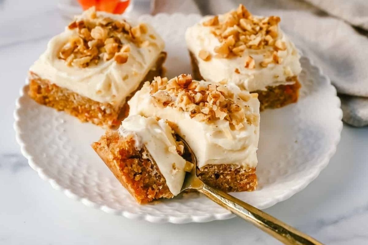 Carrot Cake Blondies