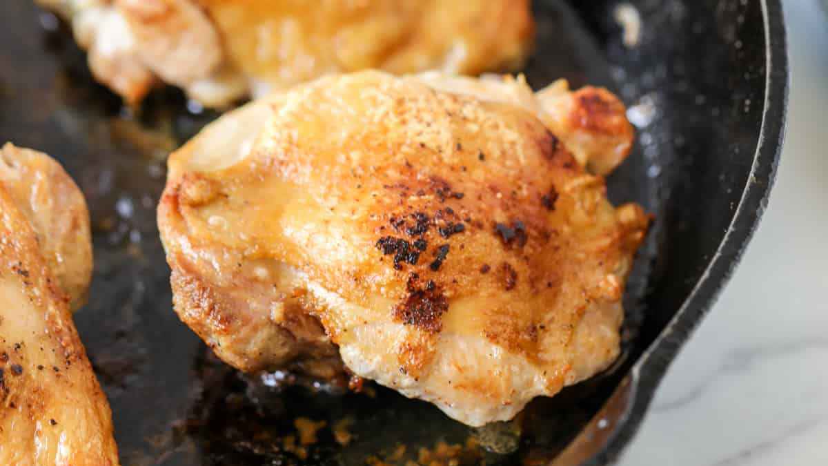 Cast Iron Chicken Thighs. 