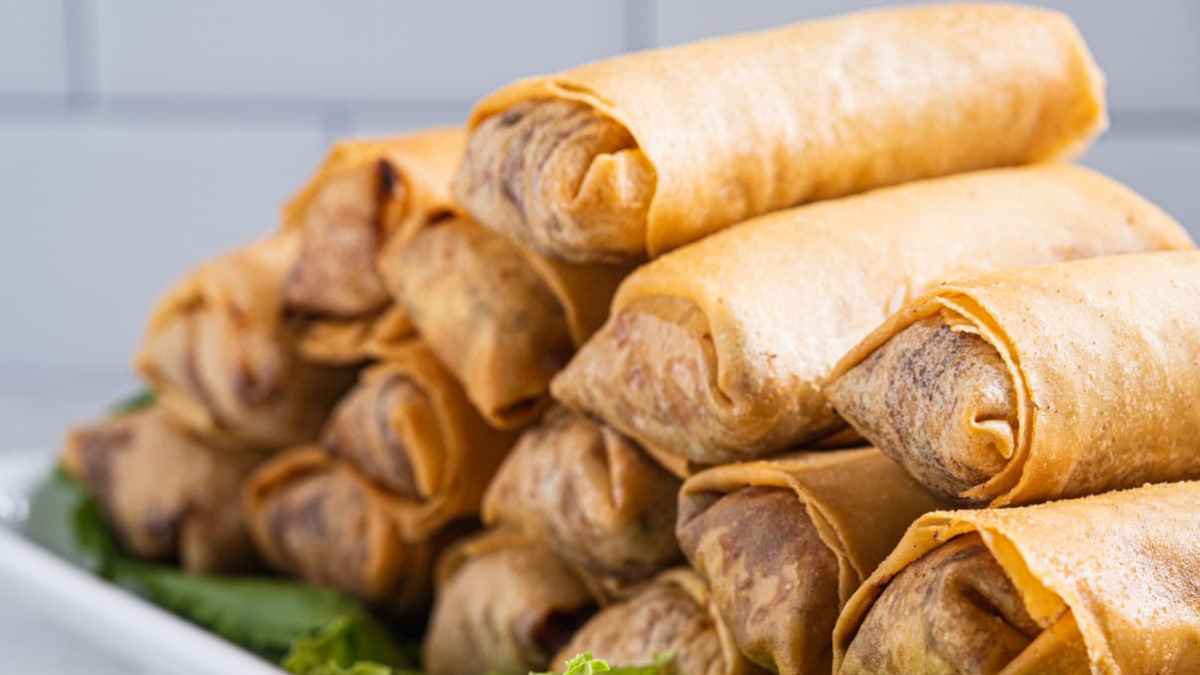 Chả Giò (vietnamese Egg Rolls).