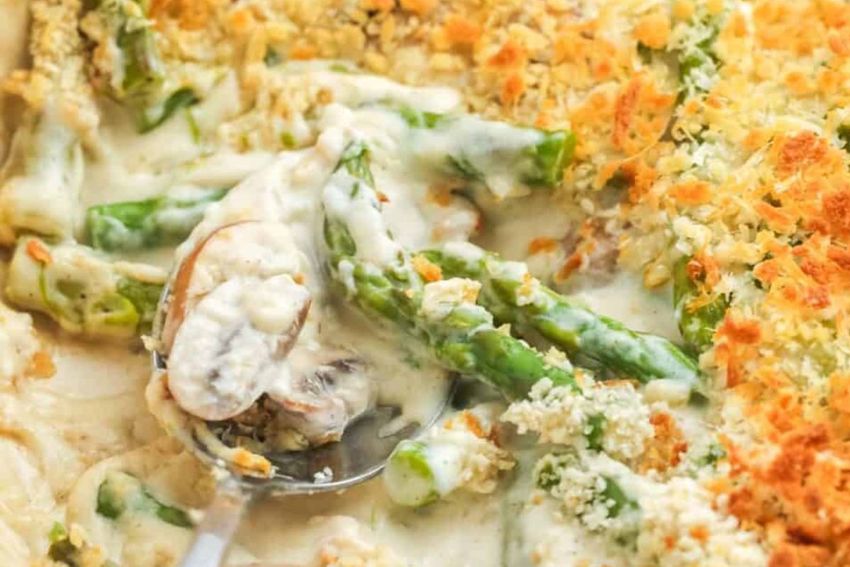 Cheesy Asparagus Casserole