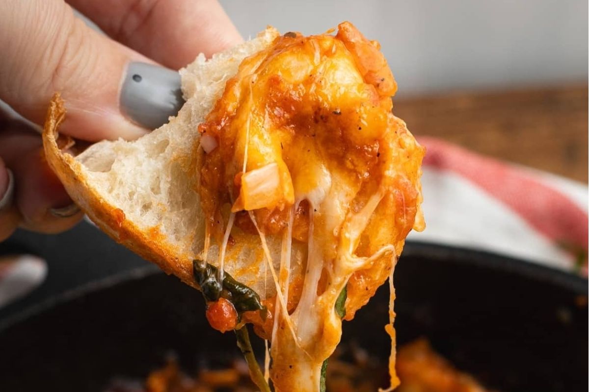 Cheesy White Bean Tomato Bake