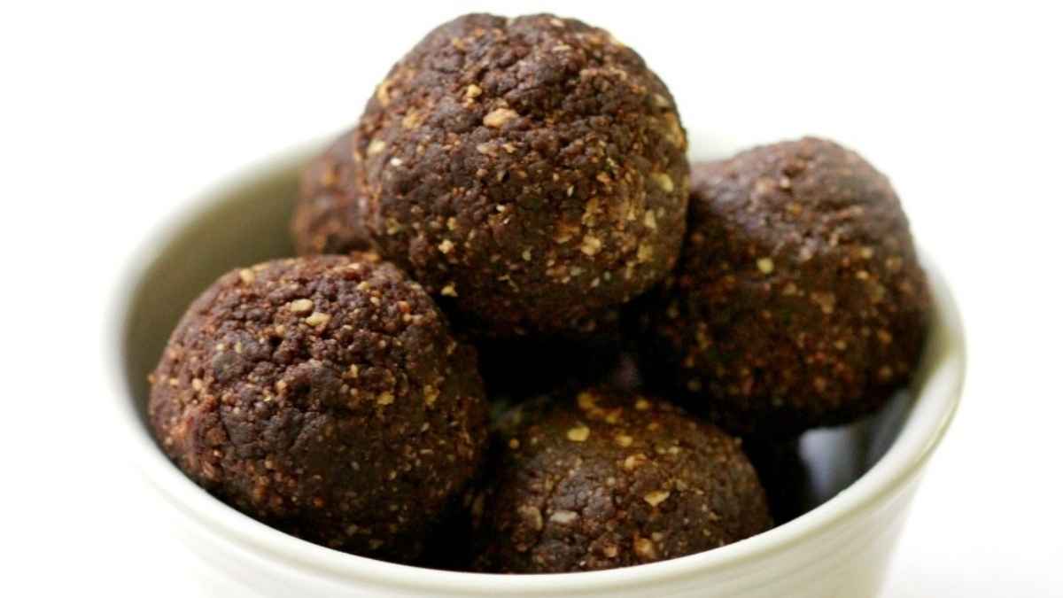Chocolate Peanut Butter Power Balls.