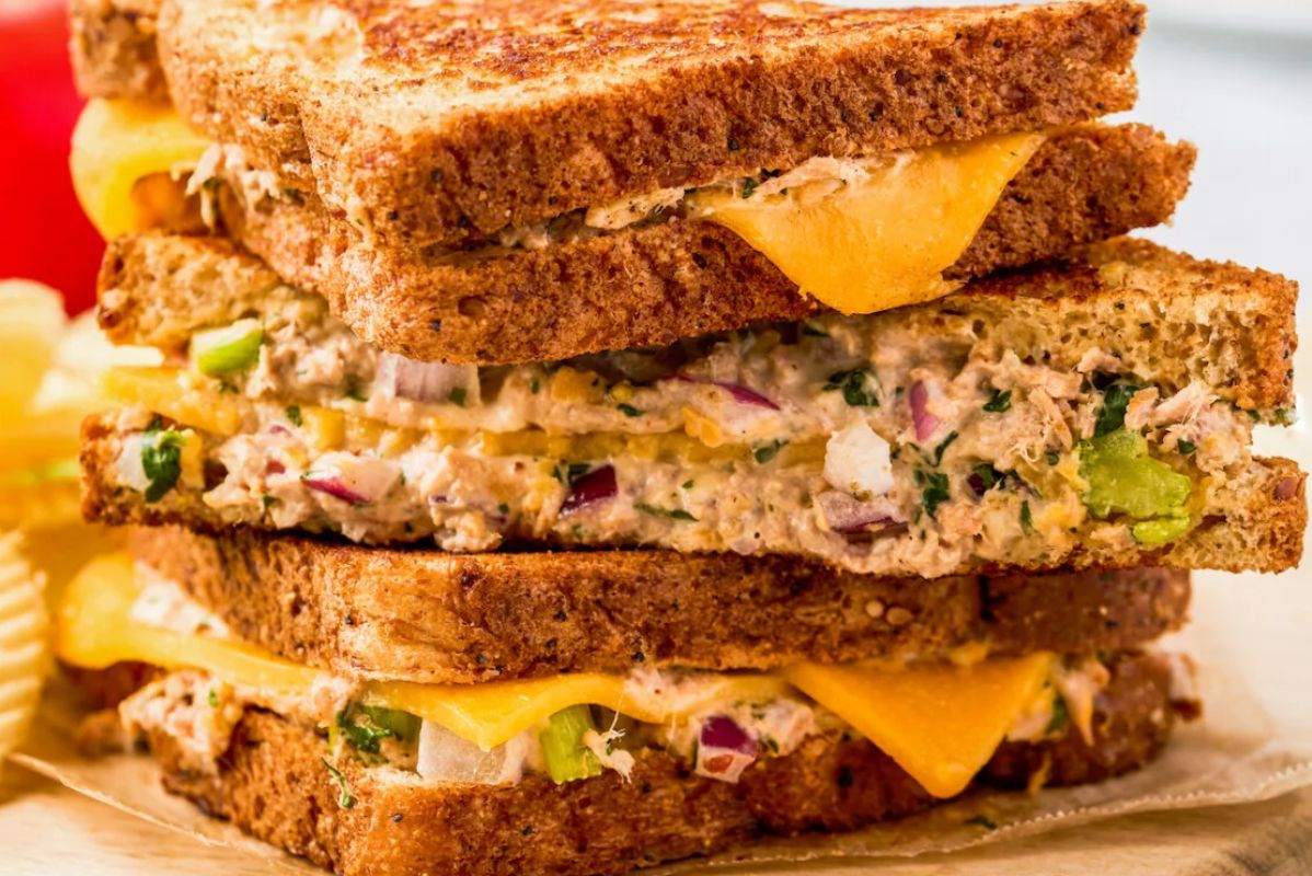 Classic Tuna Melts