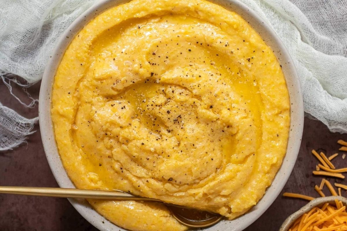 Creamy Southern Cheese Grits