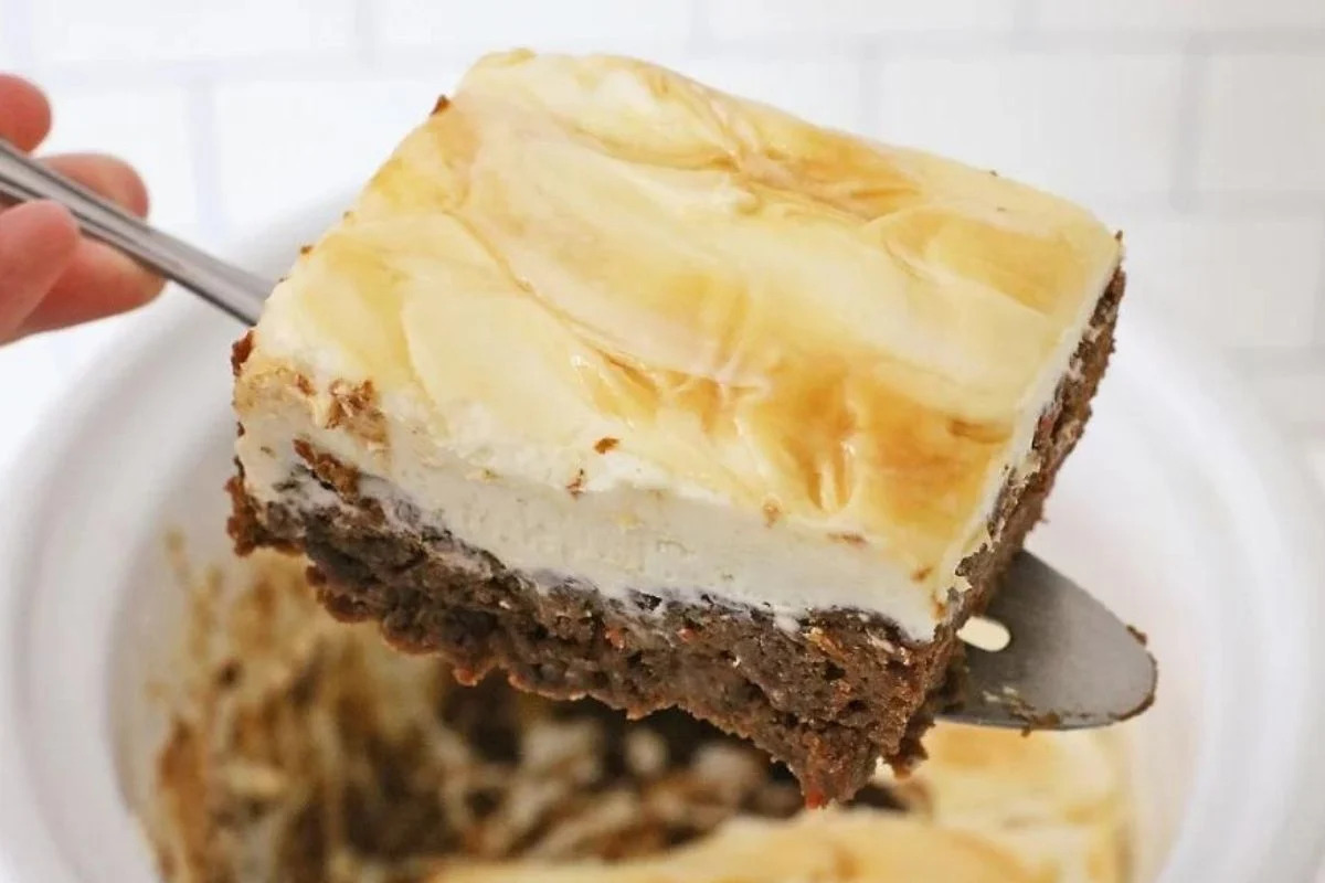 Crock Pot Carrot Cake With Caramel Frosting. 