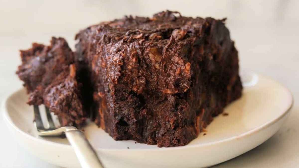 Dark Chocolate Date Cake.
