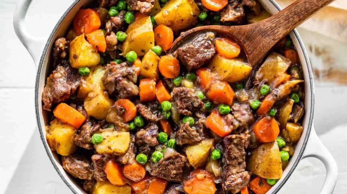 Dutch Oven Beef Stew. 